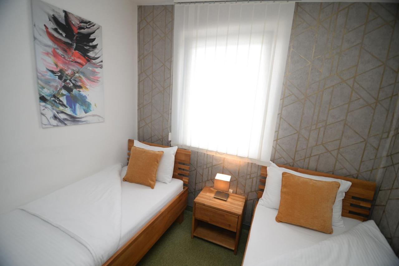 Apartmani Carolija Lucani Eksteriør bilde